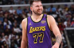 东契奇新星出色发挥表现突出，瑞士队前途光明！的简单介绍