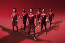 Rookie重要时刻晋级下一阶段，RNG带队取胜！赛场气氛高涨